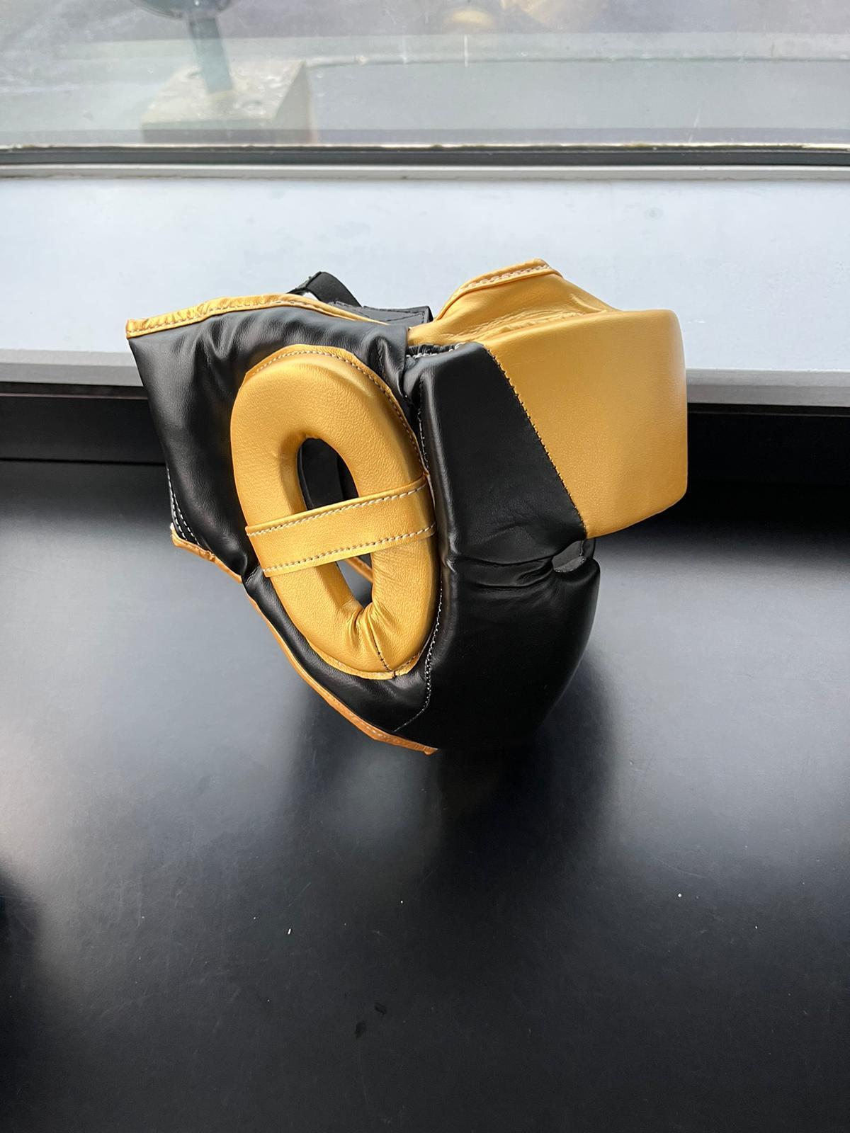 Casque synthétique logo & texte Pugistar