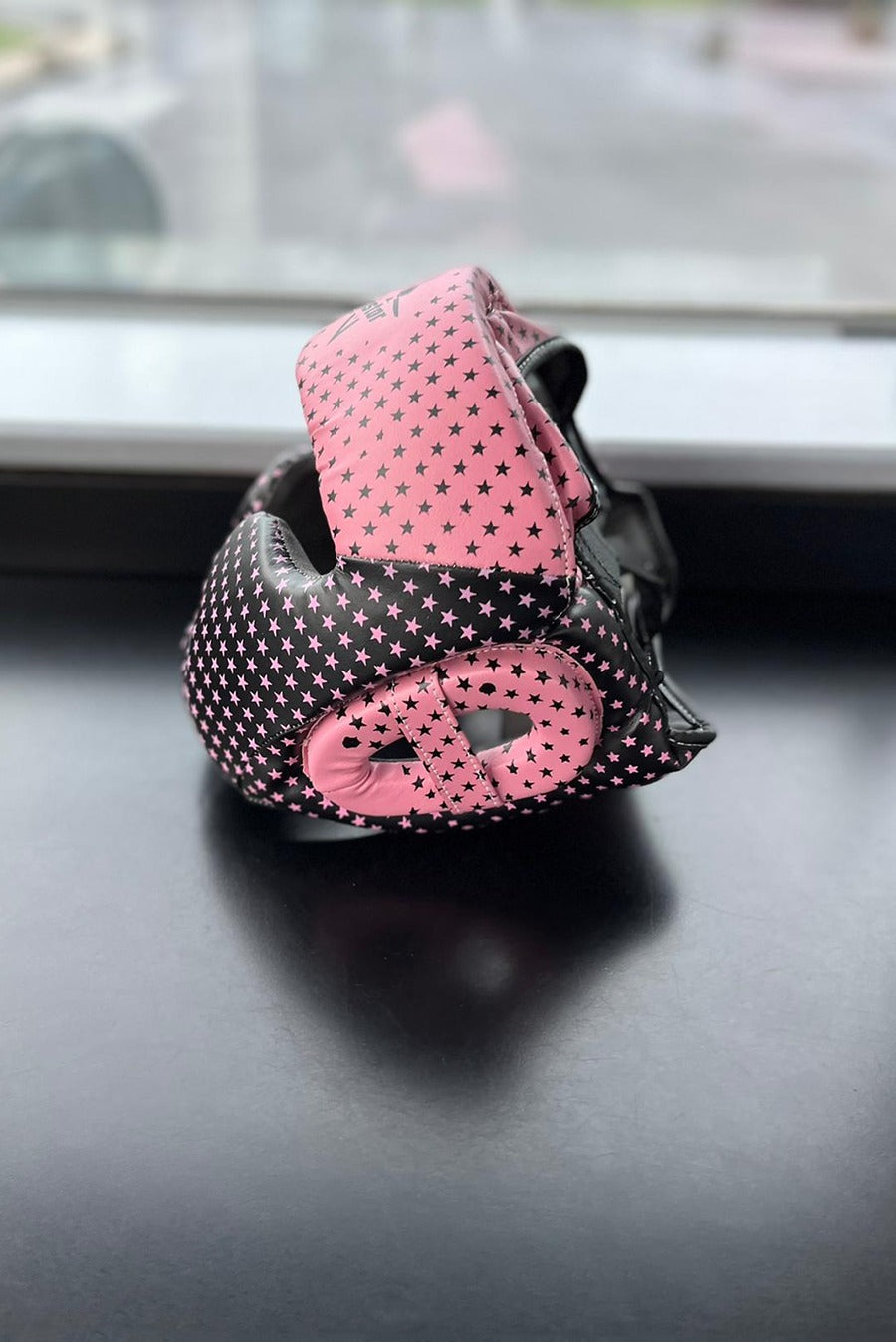 Casque étoilé synthétique enfant Pugistar